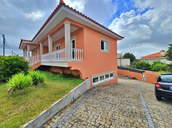 Moradia T3 para Venda em Nine Foto 2