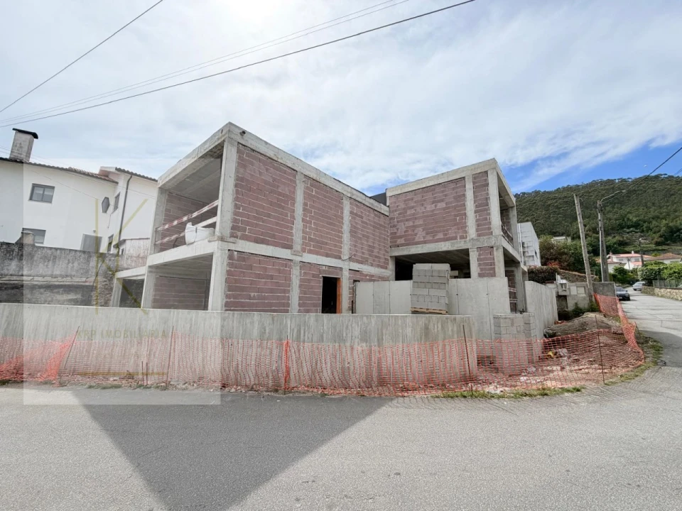 Moradia T3 para Venda em Santa Maria Maior e Monserrate e Meadela Foto 2