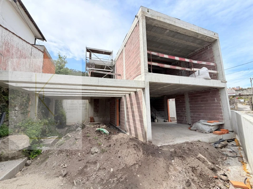 Moradia T3 para Venda em Santa Maria Maior e Monserrate e Meadela Foto 11