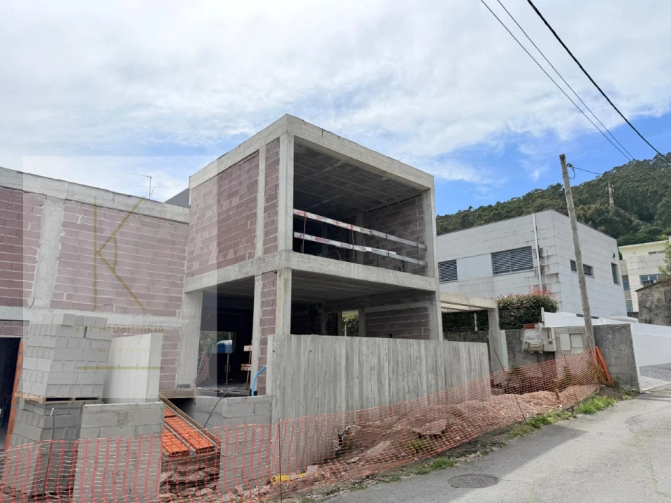 Moradia T3 para Venda em Santa Maria Maior e Monserrate e Meadela Foto 12