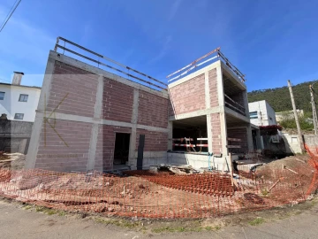 Moradia T3 para Venda em Santa Maria Maior e Monserrate e Meadela