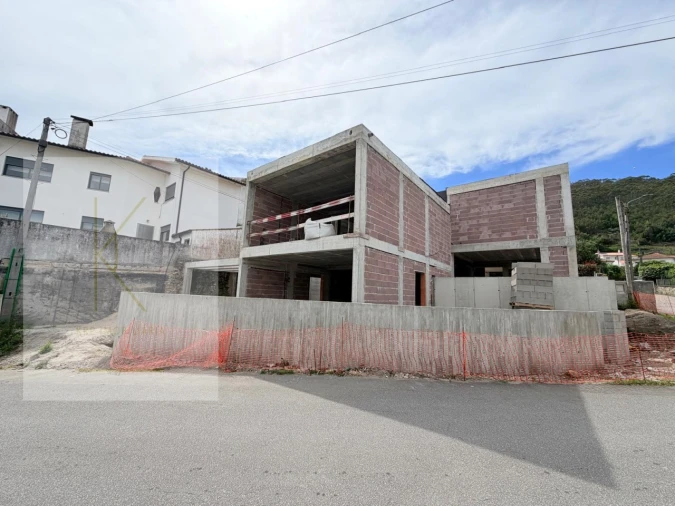 Moradia T3 para Venda em Santa Maria Maior e Monserrate e Meadela Foto 8
