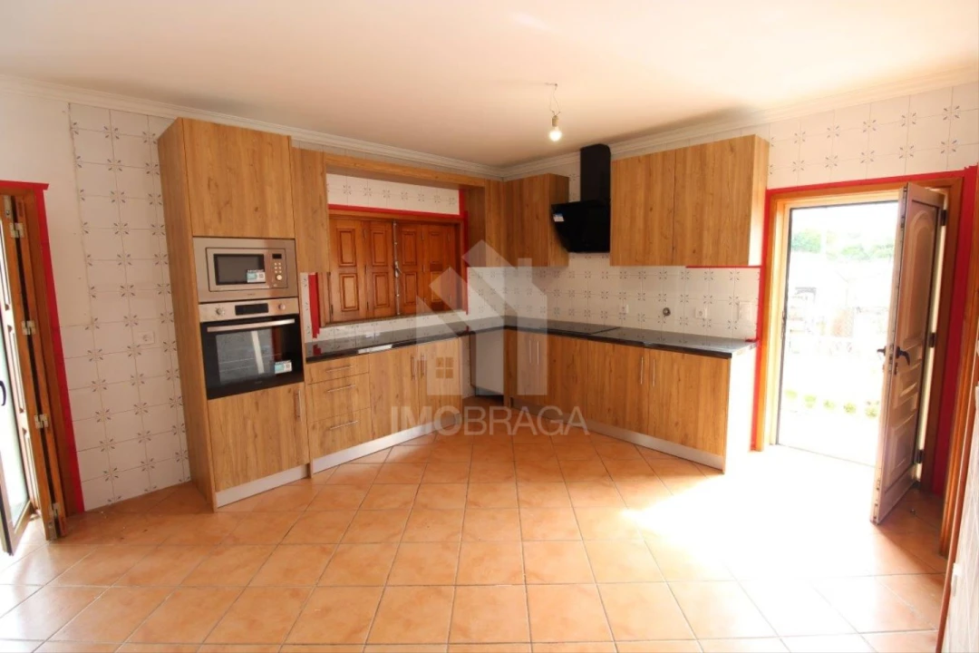 Moradia T3 para Venda em Nine Foto 6