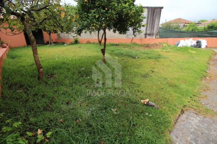 Moradia T3 para Venda em Nine Foto 32