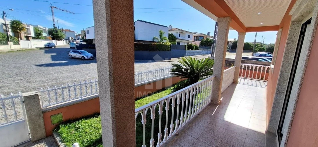 Moradia T3 para Venda em Nine Foto 57