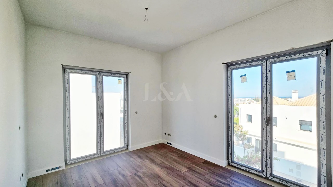 Apartamento T3 para Venda em Tavira (Santa Maria e Santiago) Foto 2