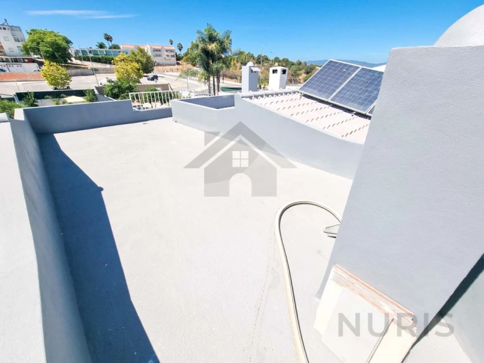 Moradia T5 para Venda em Estômbar e Parchal Foto 49