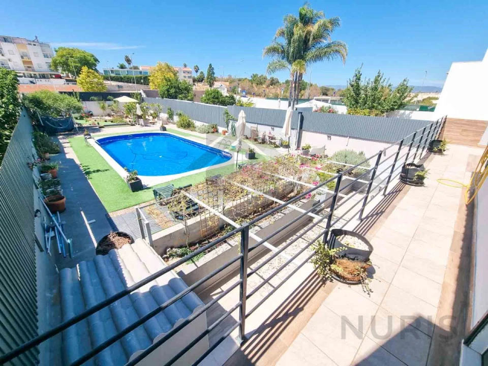 Moradia T5 para Venda em Estômbar e Parchal Foto 55