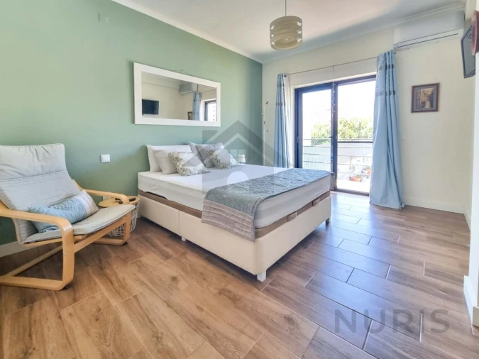 Moradia T5 para Venda em Estômbar e Parchal Foto 22