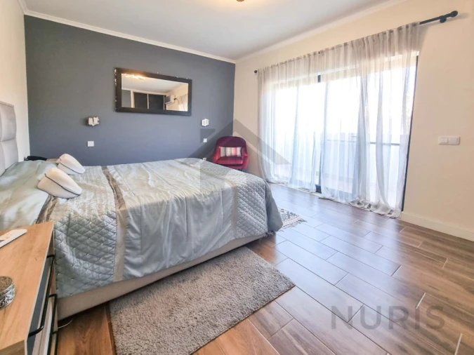 Moradia T5 para Venda em Estômbar e Parchal Foto 26