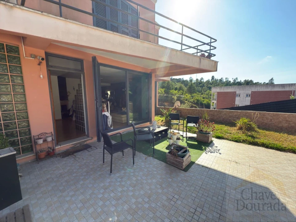 Moradia T4 para Venda em Santa Clara e Castelo Viegas Foto 12