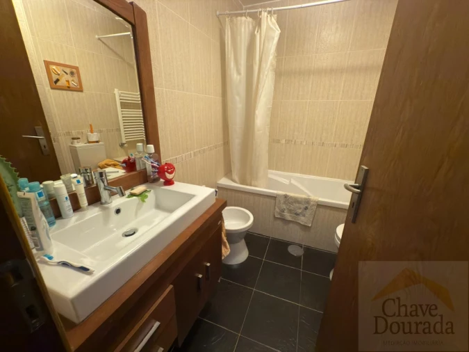 Moradia T4 para Venda em Santa Clara e Castelo Viegas Foto 19