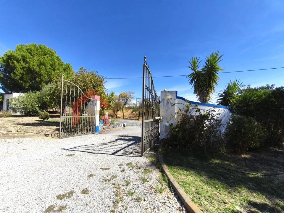 Quinta T3 para Venda em Nossa Senhora da Expectação Foto 4