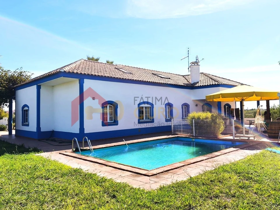 Quinta T3 para Venda em Nossa Senhora da Expectação Foto 1