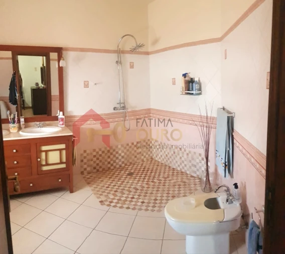 Quinta T3 para Venda em Nossa Senhora da Expectação Foto 27