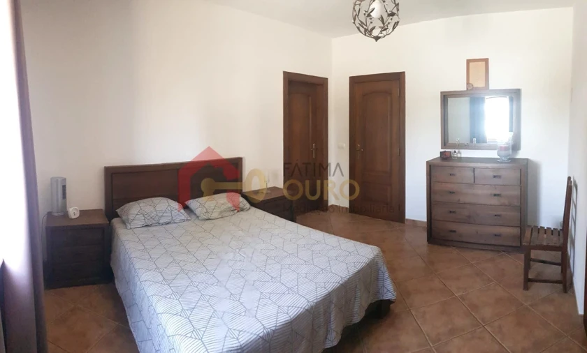 Quinta T3 para Venda em Nossa Senhora da Expectação Foto 30