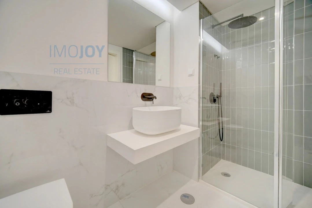 Apartamento T4 para Arrendamento em Algés, Linda-A-Velha e Cruz Quebrada-Dafundo Foto 20