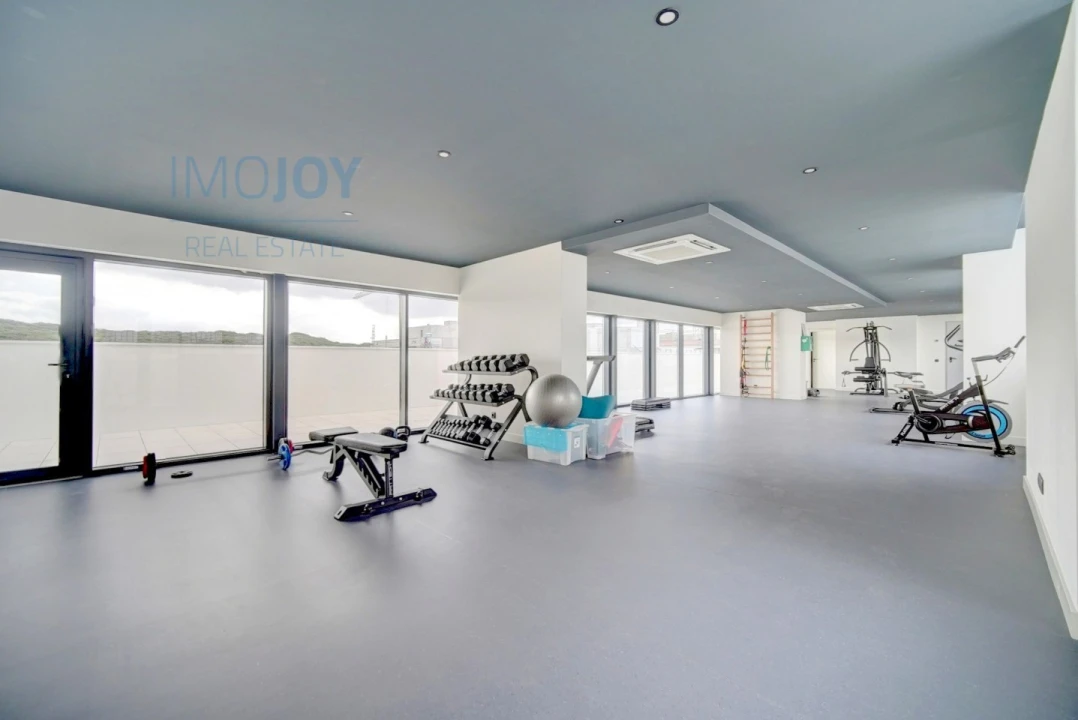 Apartamento T4 para Arrendamento em Algés, Linda-A-Velha e Cruz Quebrada-Dafundo Foto 31