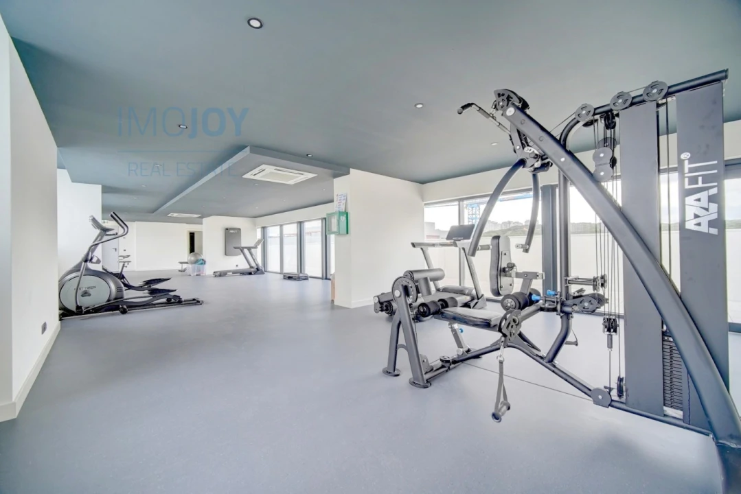 Apartamento T4 para Arrendamento em Algés, Linda-A-Velha e Cruz Quebrada-Dafundo Foto 32