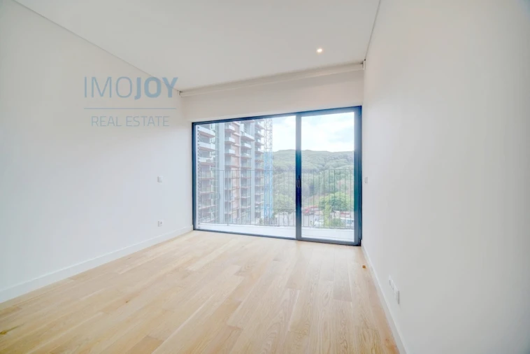 Apartamento T4 para Arrendamento em Algés, Linda-A-Velha e Cruz Quebrada-Dafundo Foto 28