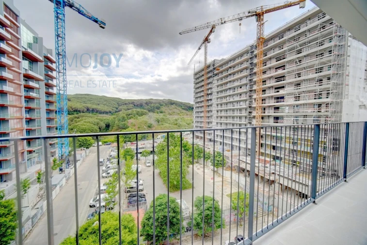 Apartamento T4 para Arrendamento em Algés, Linda-A-Velha e Cruz Quebrada-Dafundo Foto 30