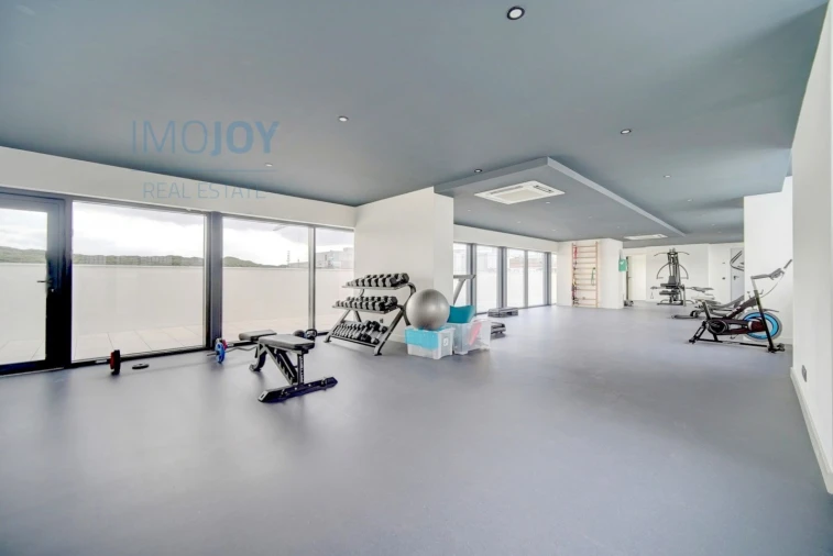 Apartamento T4 para Arrendamento em Algés, Linda-A-Velha e Cruz Quebrada-Dafundo Foto 31