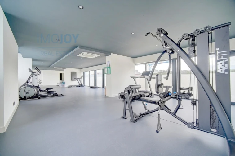 Apartamento T4 para Arrendamento em Algés, Linda-A-Velha e Cruz Quebrada-Dafundo Foto 32