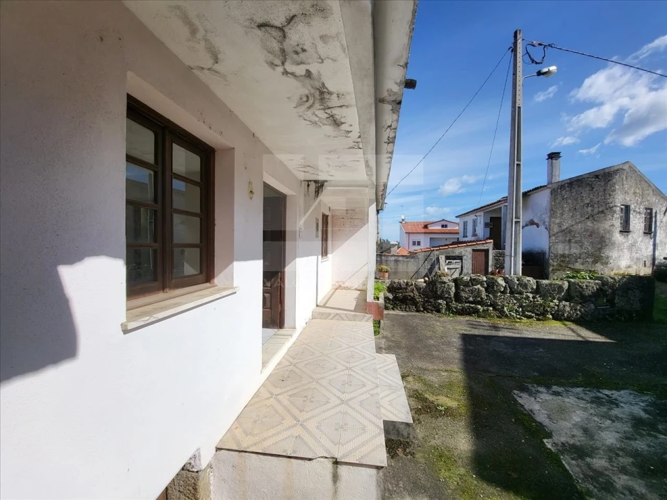 Moradia T2 para Venda em Pinheiro de Azere Foto 15