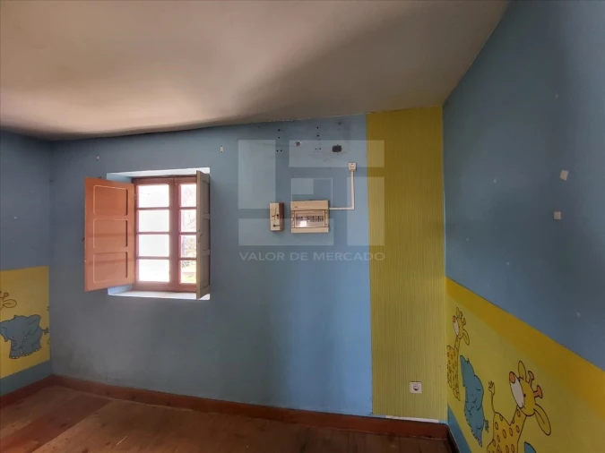 Moradia T2 para Venda em Pinheiro de Azere Foto 3