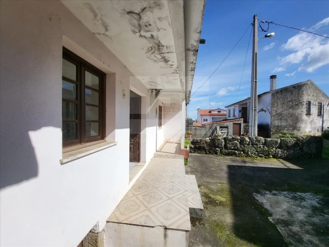Moradia T2 para Venda em Pinheiro de Azere Foto 15
