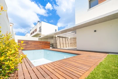 Moradia T4 para Venda em Alcabideche