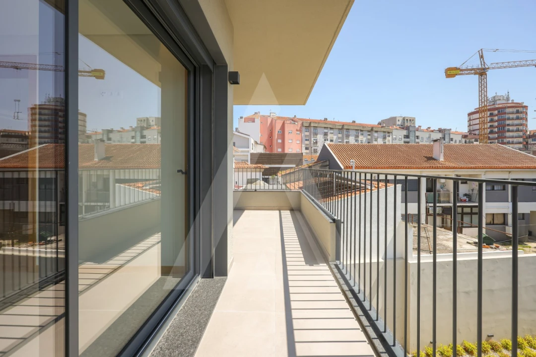 Apartamento T2 para Venda em Glória e Vera Cruz Foto 43