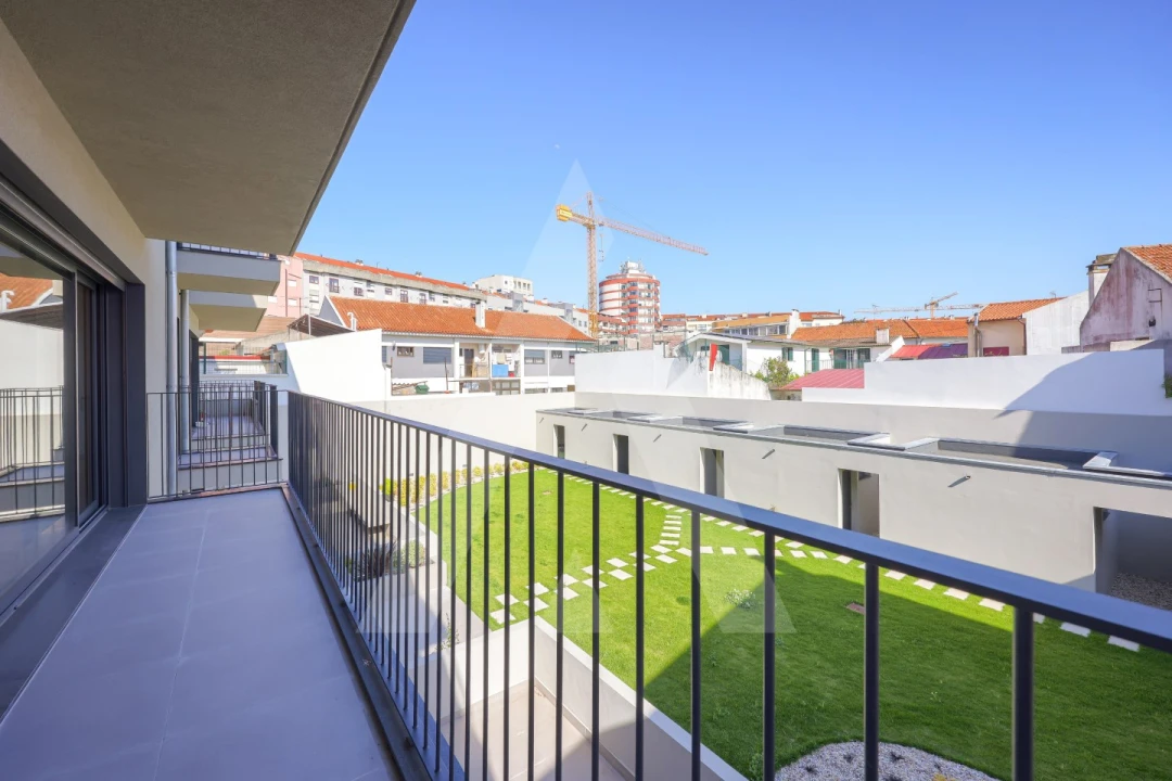 Apartamento T2 para Venda em Glória e Vera Cruz Foto 55