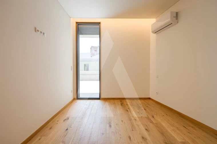 Apartamento T2 para Venda em Glória e Vera Cruz Foto 23