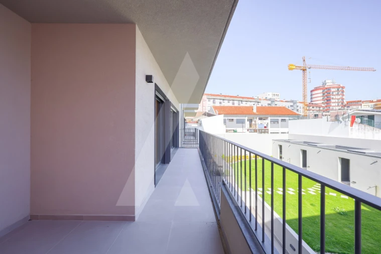 Apartamento T2 para Venda em Glória e Vera Cruz Foto 53