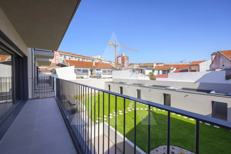 Apartamento T2 para Venda em Glória e Vera Cruz Foto 5