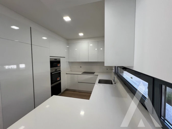 Moradia T4 para Venda em Loures Foto 17