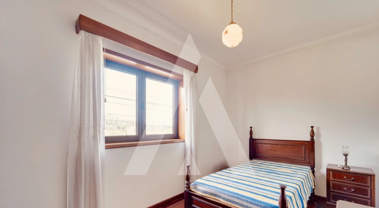 Moradia T4 para Venda em Oliveirinha Foto 12