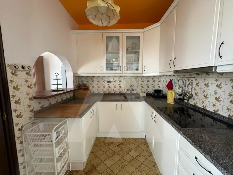 Apartamento T2 para Arrendamento em Quarteira Foto 5
