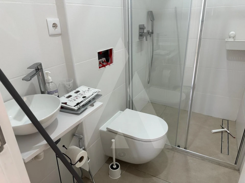 Apartamento T2 para Arrendamento em Quarteira Foto 4