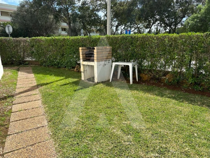 Apartamento T2 para Arrendamento em Quarteira Foto 12