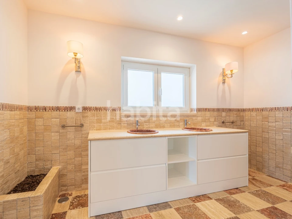 Moradia T4 para Venda em Salvaterra de Magos e Foros de Salvaterra Foto 25