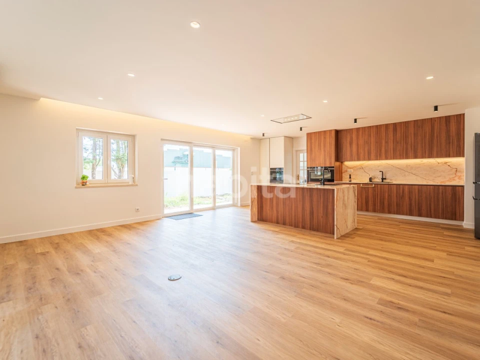 Moradia T4 para Venda em Salvaterra de Magos e Foros de Salvaterra Foto 54