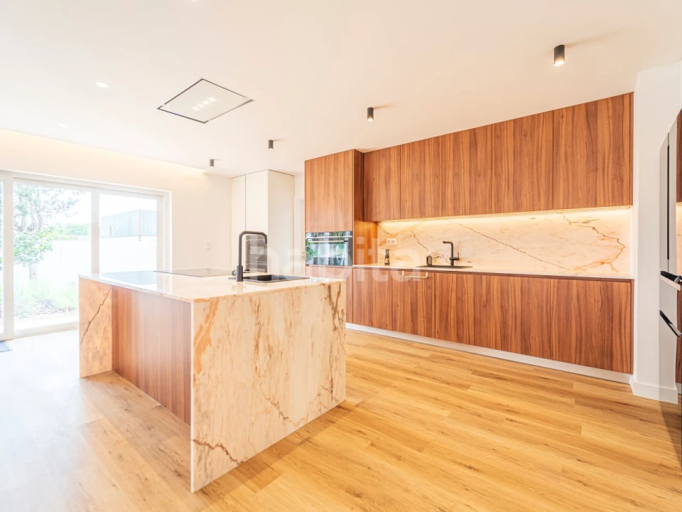 Moradia T4 para Venda em Salvaterra de Magos e Foros de Salvaterra Foto 7