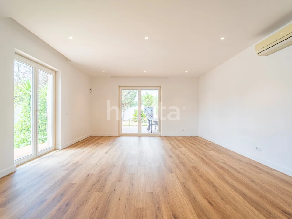 Moradia T4 para Venda em Salvaterra de Magos e Foros de Salvaterra Foto 11