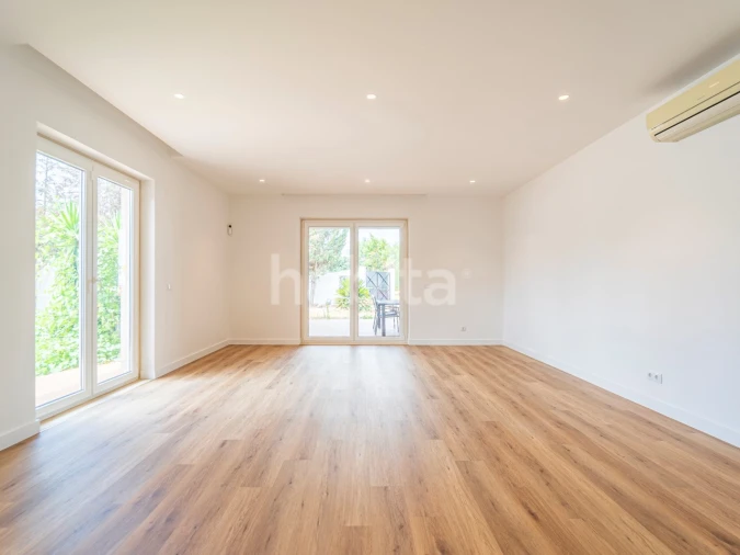 Moradia T4 para Venda em Salvaterra de Magos e Foros de Salvaterra Foto 11