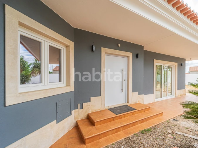 Moradia T4 para Venda em Salvaterra de Magos e Foros de Salvaterra Foto 3