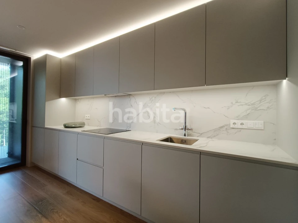 Apartamento T4 para Venda em Santa Marinha e São Pedro da Afurada Foto 7