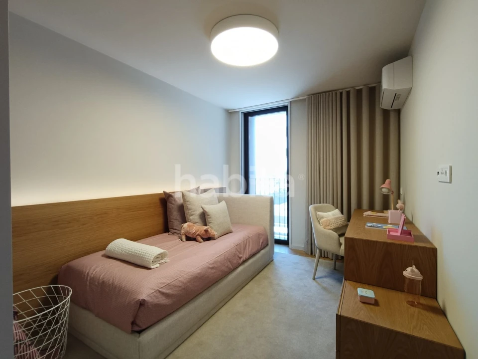 Apartamento T4 para Venda em Santa Marinha e São Pedro da Afurada Foto 14