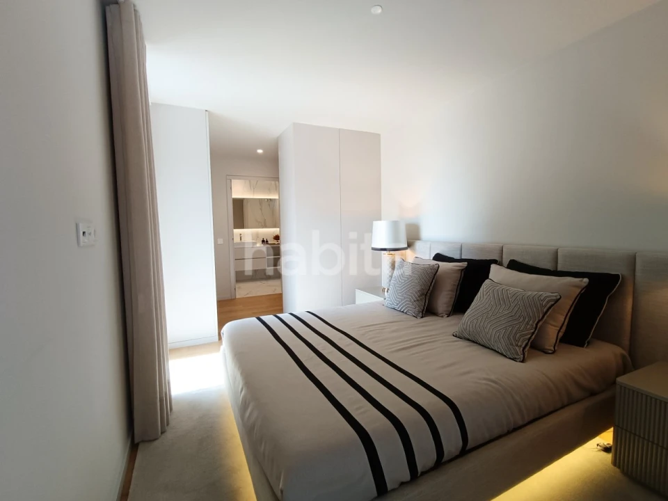 Apartamento T4 para Venda em Santa Marinha e São Pedro da Afurada Foto 20